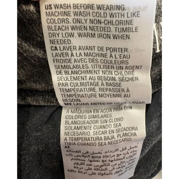 INC Exotic Escape Black Acid Wash Women's Denim Shorts Size 2/26